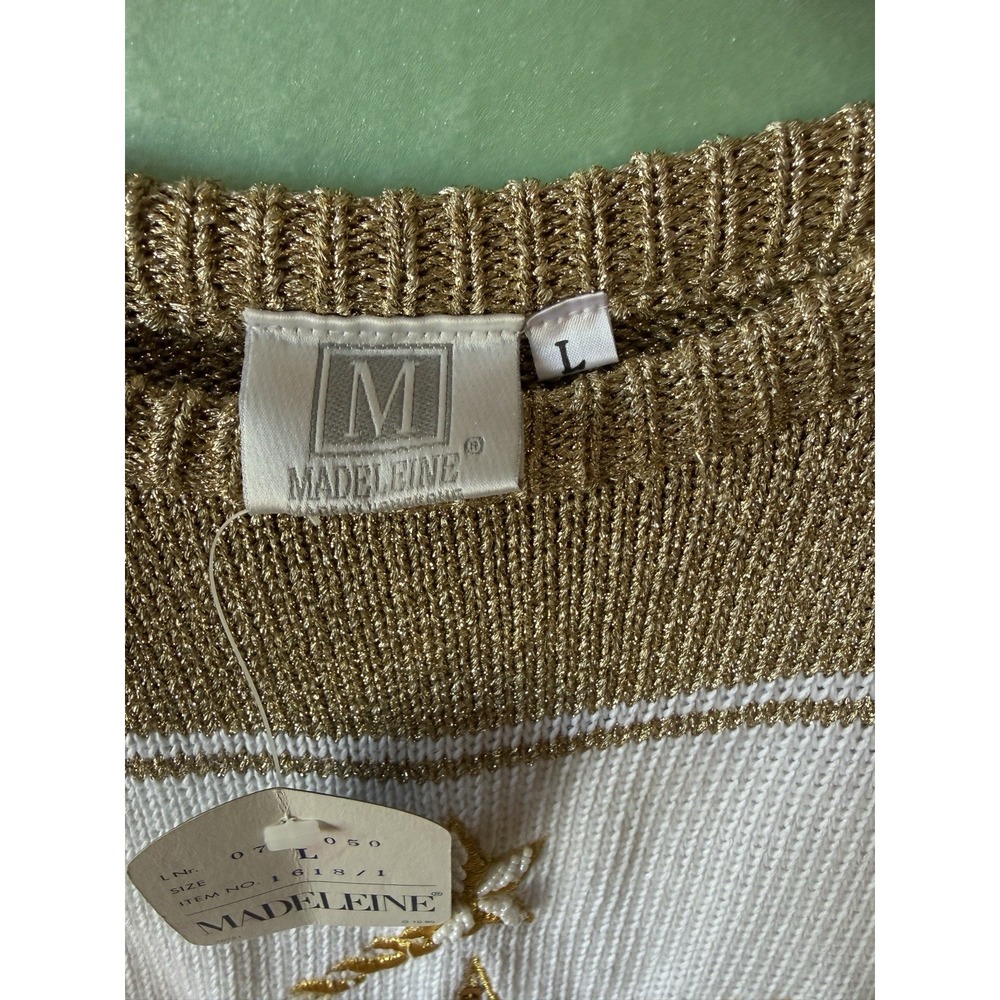 Madeleine angora blend sweater with a nautical compass rose and anchor Charm L - Picture 10 of 16